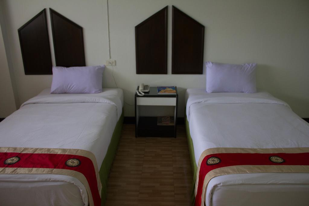 Sripattana Hotel Nakhonratchasima Exterior photo