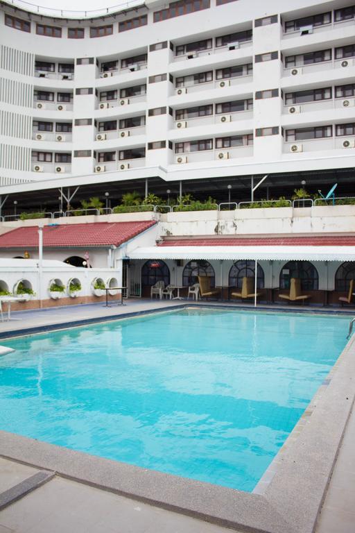 Sripattana Hotel Nakhonratchasima Exterior photo